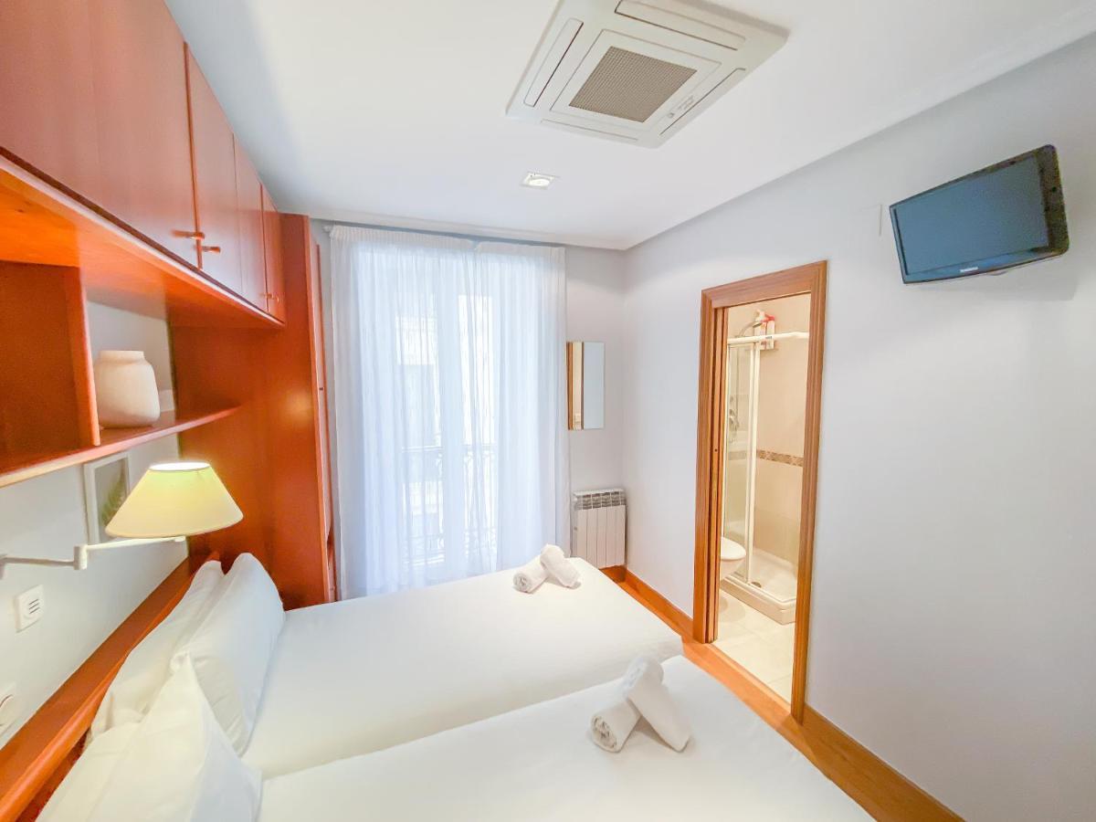 Habitaciones Turisticas Ayuntamiento سان سيباستيان المظهر الخارجي الصورة